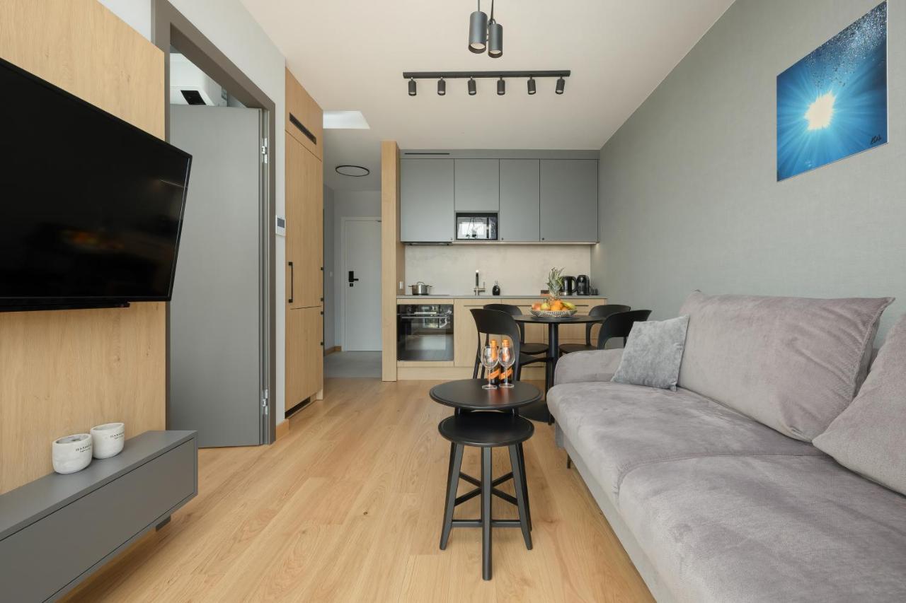 Lighthouse Luxury Penthouse - Jantar Apartamenty Мжежино Экстерьер фото