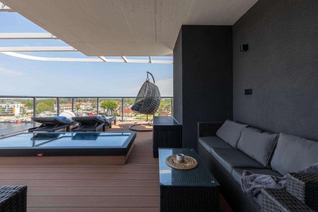 Lighthouse Luxury Penthouse - Jantar Apartamenty Мжежино Экстерьер фото