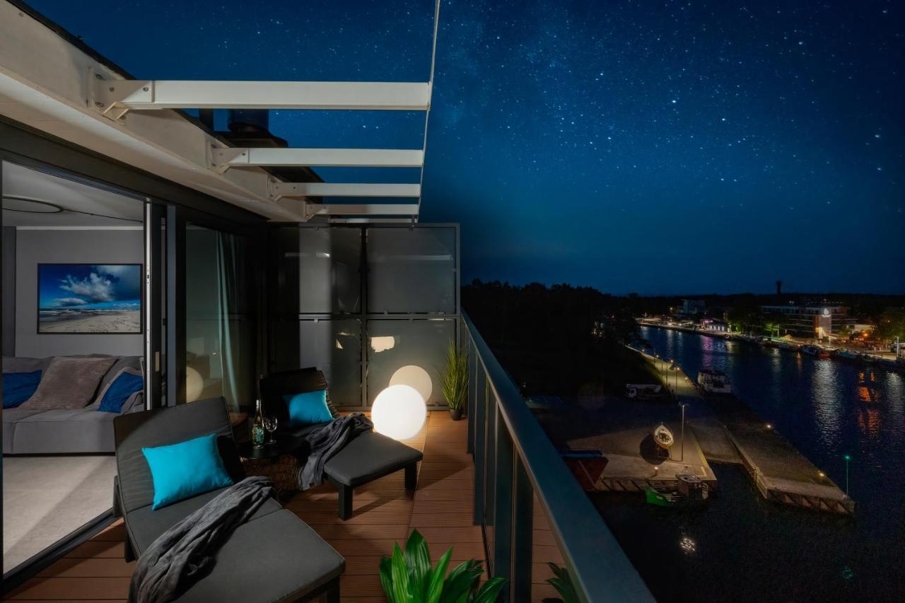 Lighthouse Luxury Penthouse - Jantar Apartamenty Мжежино Экстерьер фото